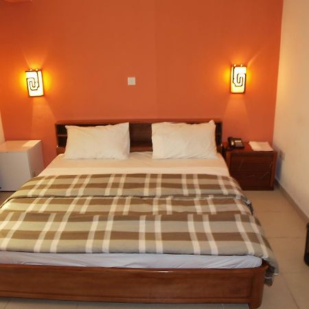 Apollo Hotel Lagos Buitenkant foto