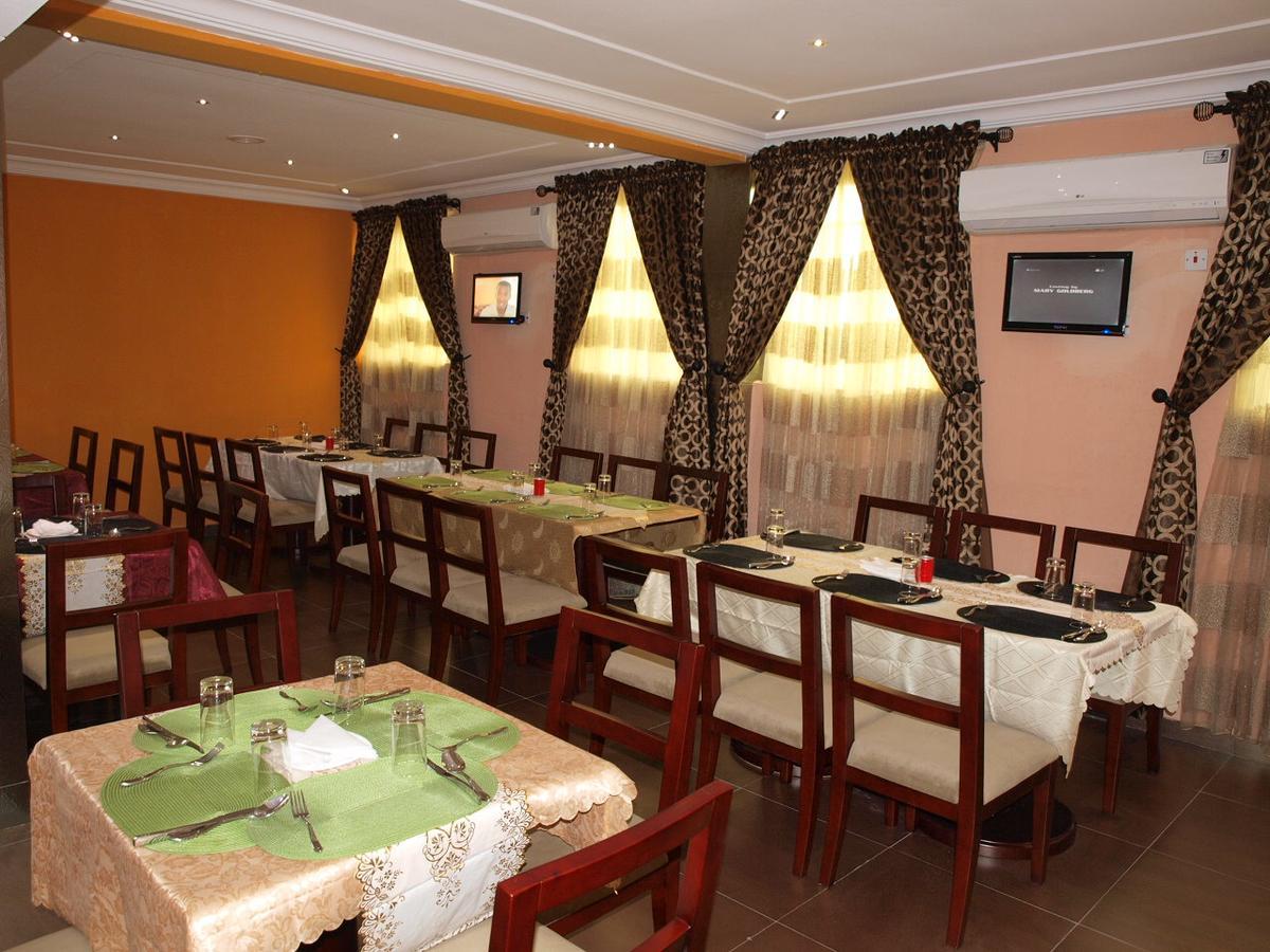 Apollo Hotel Lagos Buitenkant foto