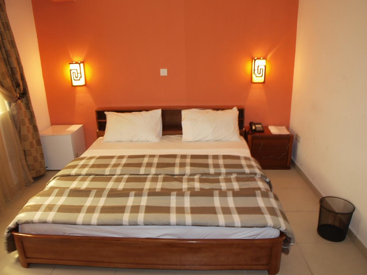 Apollo Hotel Lagos Buitenkant foto