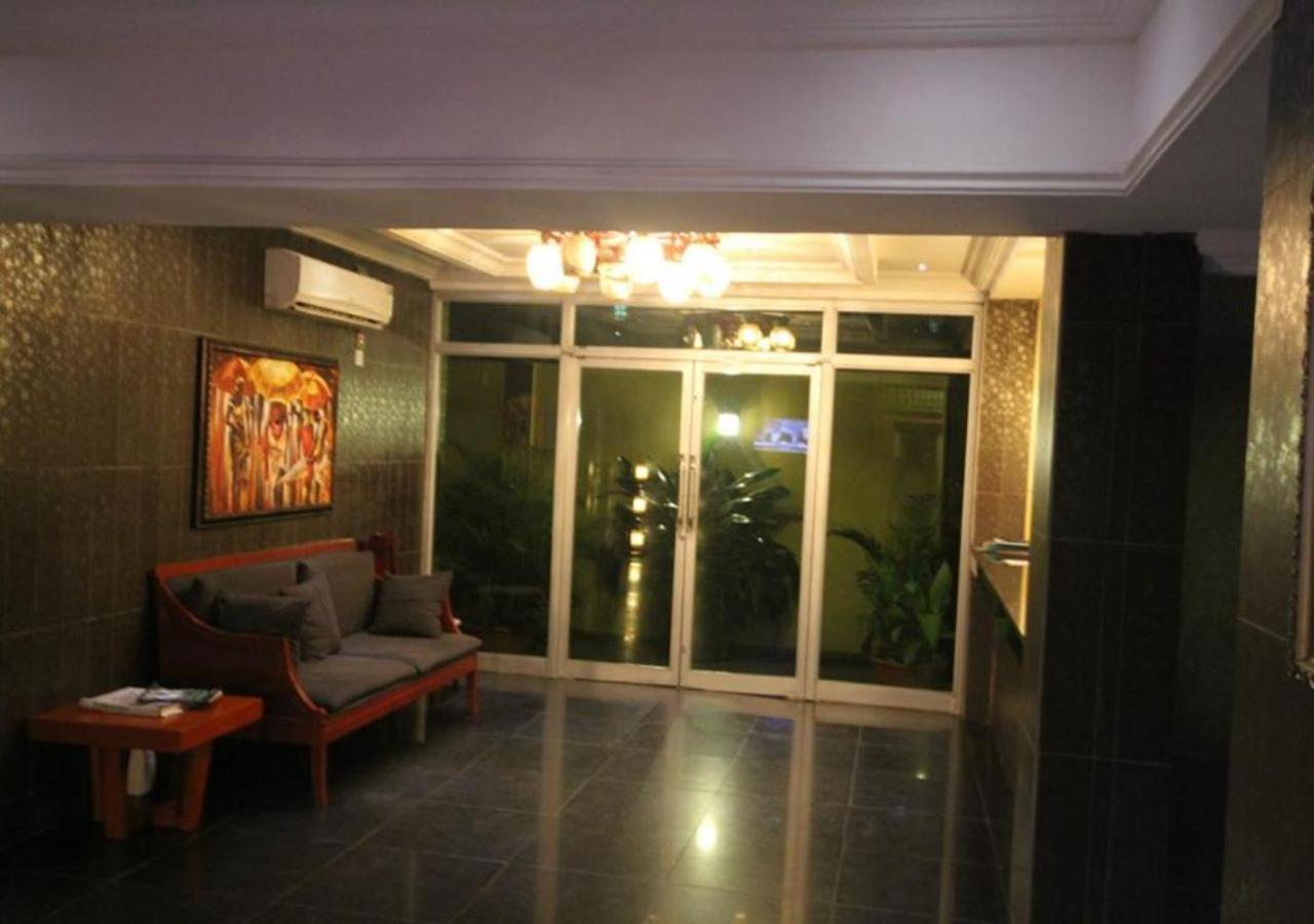 Apollo Hotel Lagos Buitenkant foto