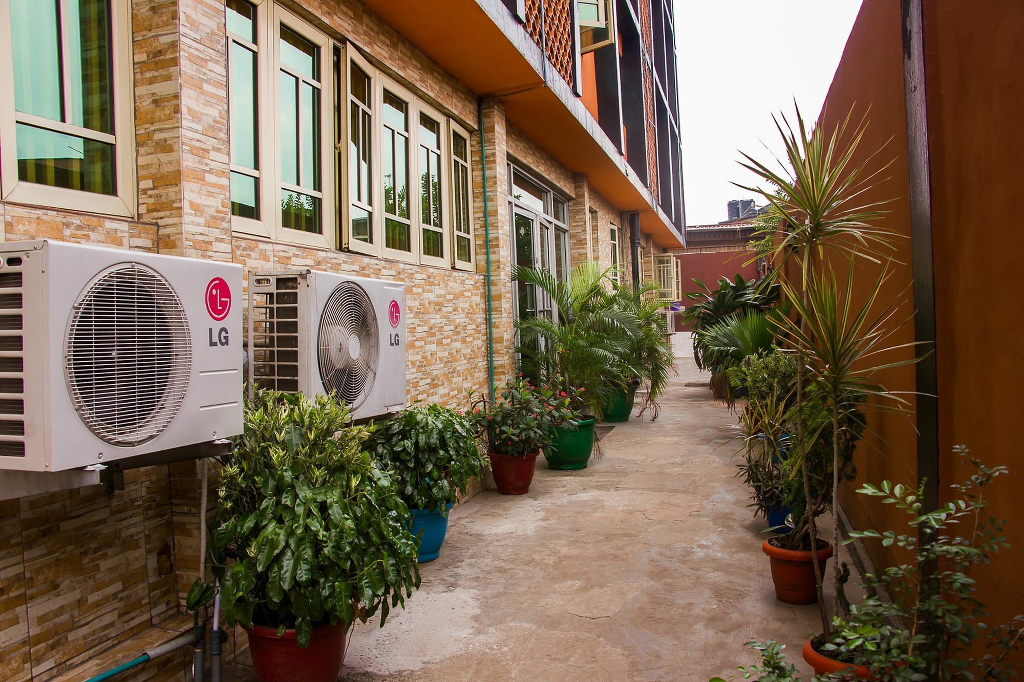 Apollo Hotel Lagos Buitenkant foto