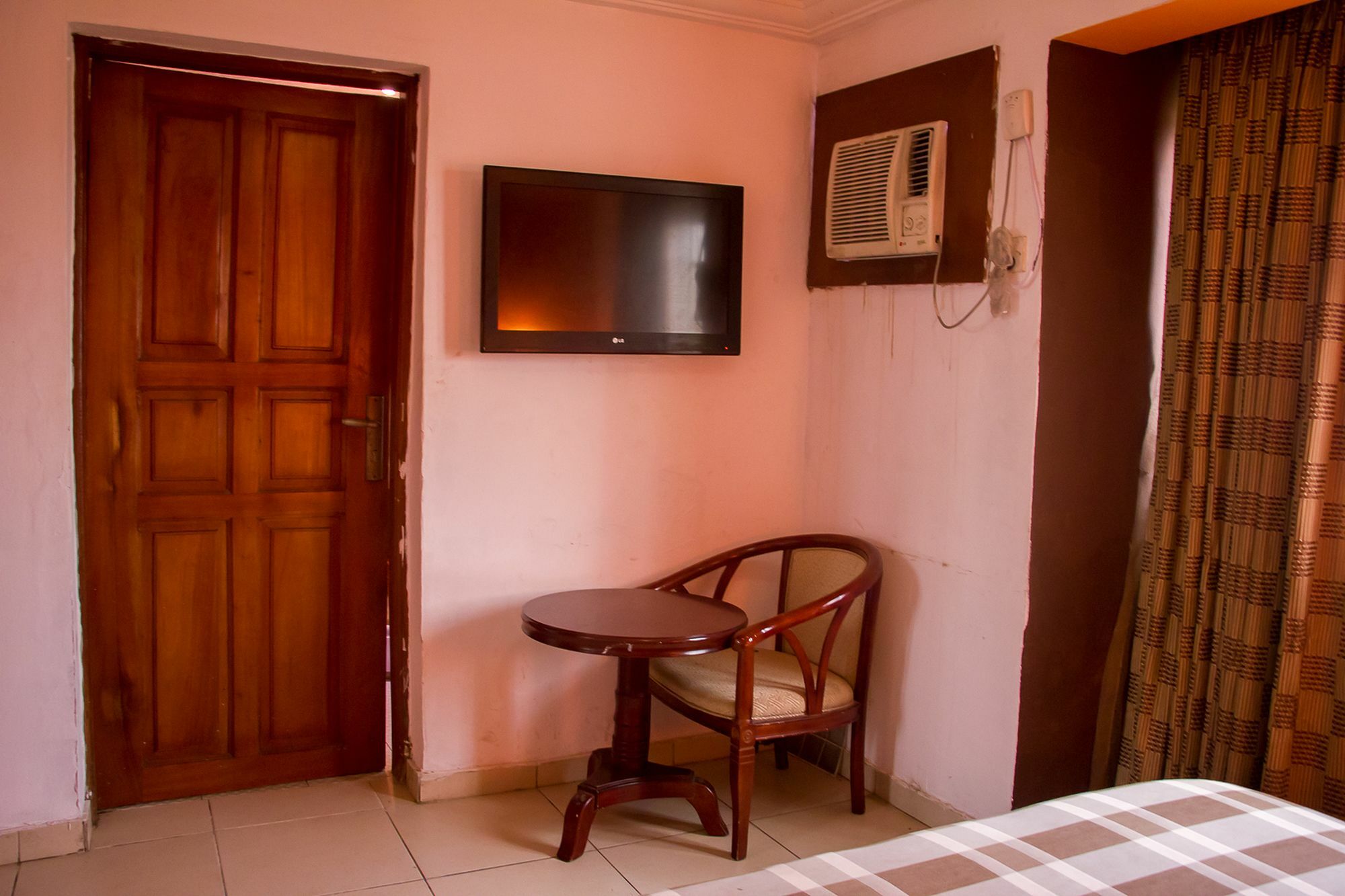 Apollo Hotel Lagos Buitenkant foto