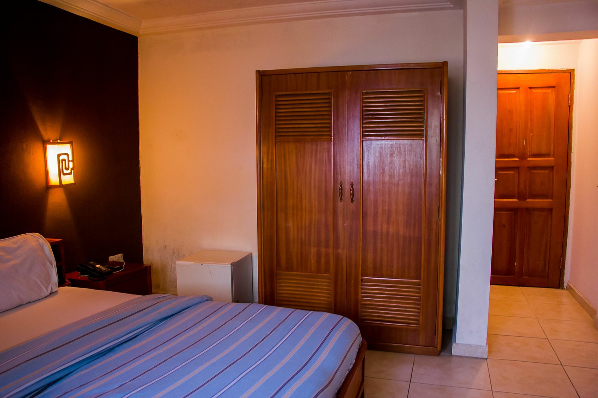 Apollo Hotel Lagos Buitenkant foto